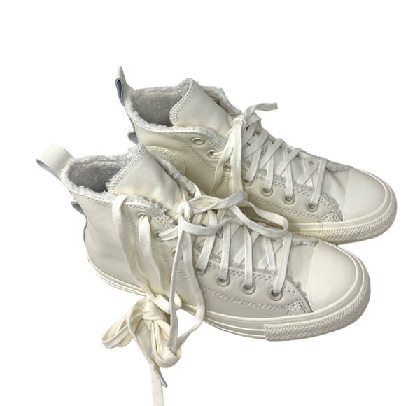 Converse Chuck Taylor High Top Women White Sherpa Leather Sneakers Size A04257C - Picture 5 of 8